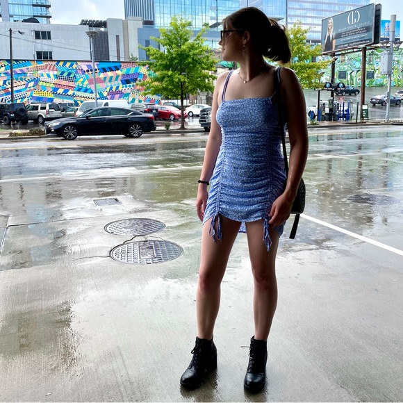 Hi! All of the items listed are lightly, or never, worn. - Picture 1 of 1